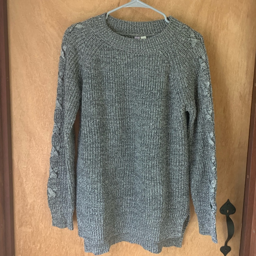 Grey sweater
